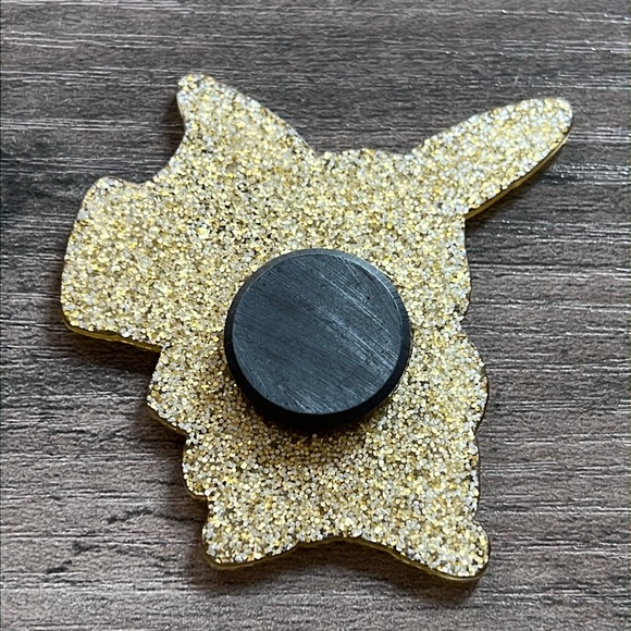 🎄 5 for $25 🎄 Handmade Pikachu magnet - Picture 2 of 4